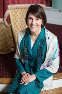 Rabbi Julie Hilton Danan, photo by Emma Reisman at Pleasantville Community Synagogue