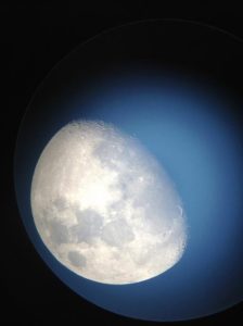 Daytime Moon by Rob Jackson, Flickr