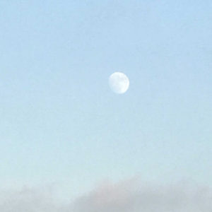 Almost full moon, JHD
